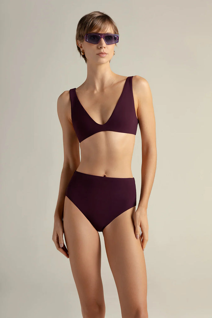 Prendas seleccionadas de ropa de playa y vestidos e baño Touché